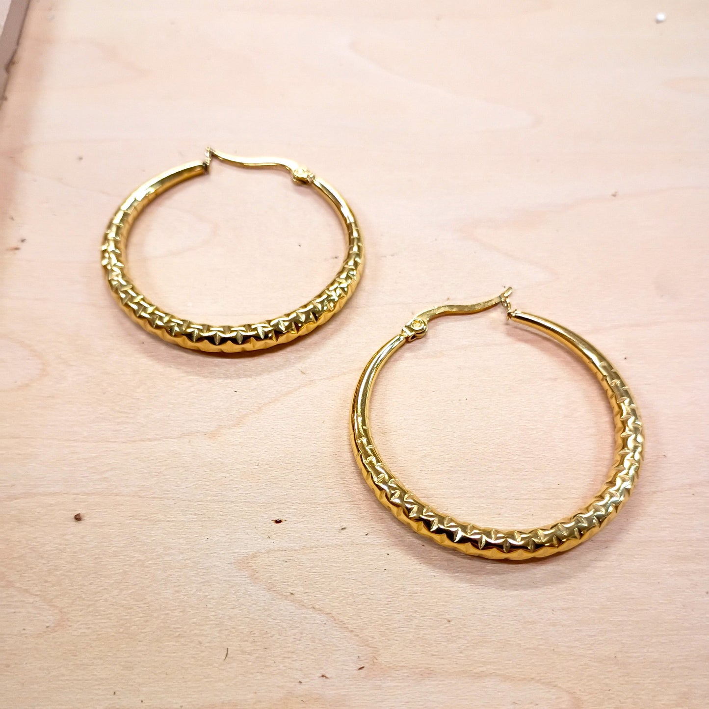 Medium Stainless Steel Engraved Hoop Earrings 14K Gold Plating 200d