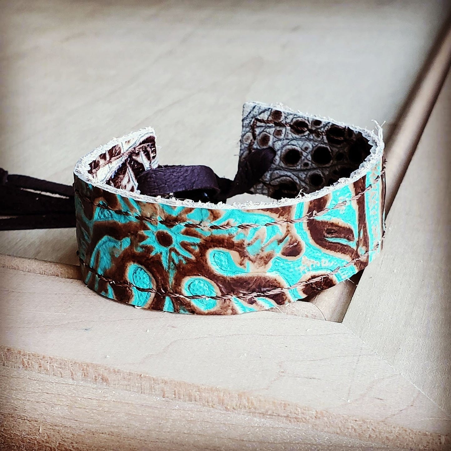 **Narrow Leather Cuff in Cowboy Turquoise w/ adjustable leather 001f
