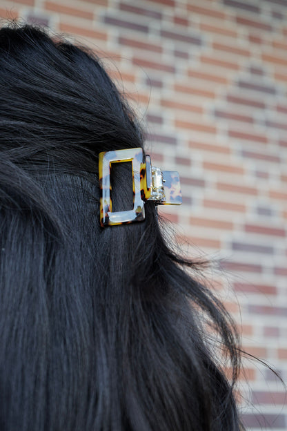 Carly Hair Claw - Tortoise