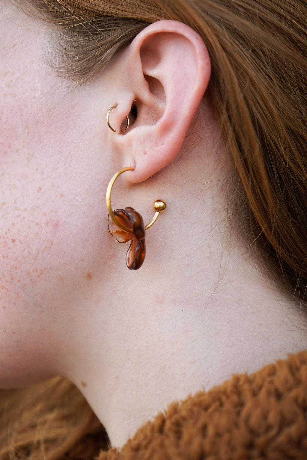 Magnolia Hoops - Amber