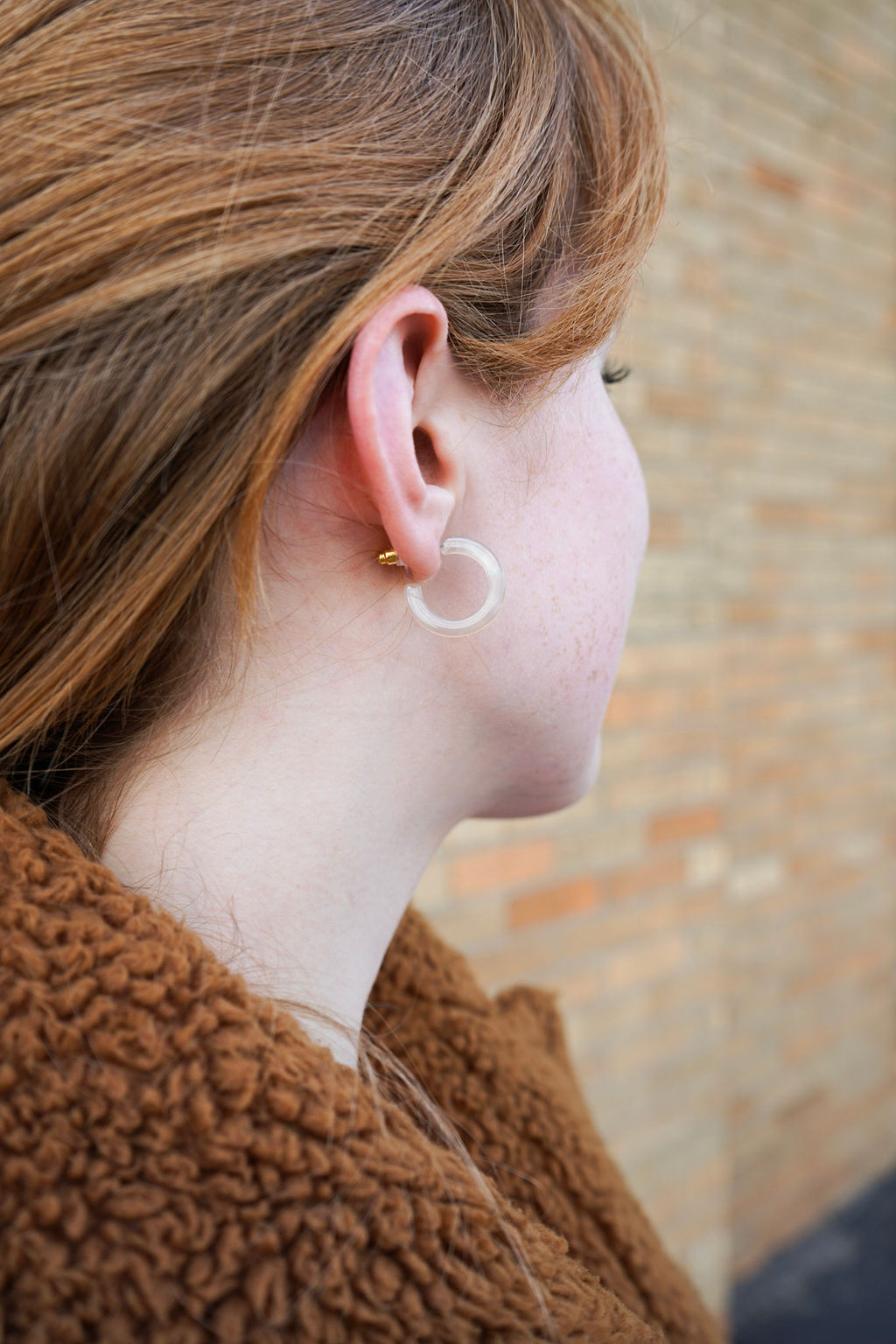 Micro Cam Mini Hoops - Cashmere