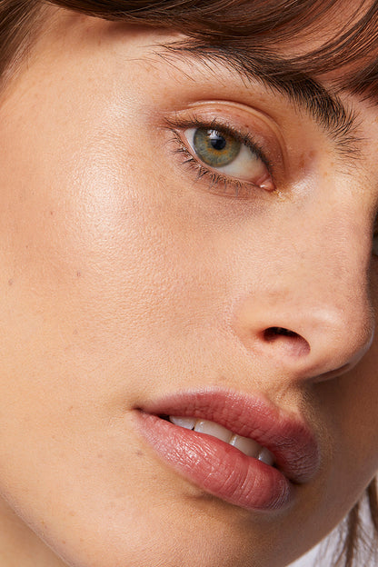 Double Take Contour Stick