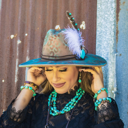 Chunky Blue Turquoise Beaded Bracelet 809o