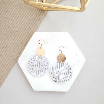 Zoey Earrings - Pearl Black Stripe
