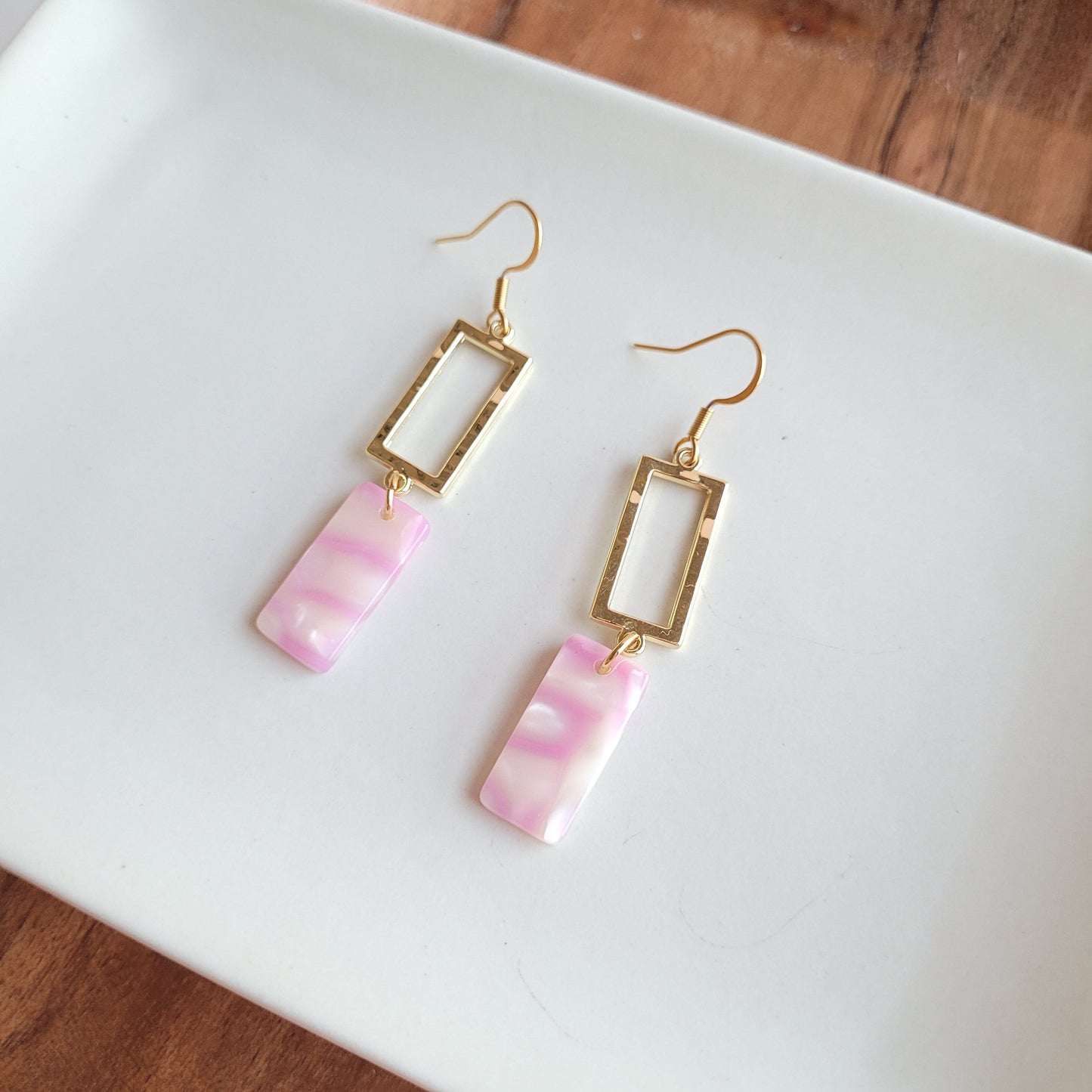 Raya Earrings - Bubblegum Pink