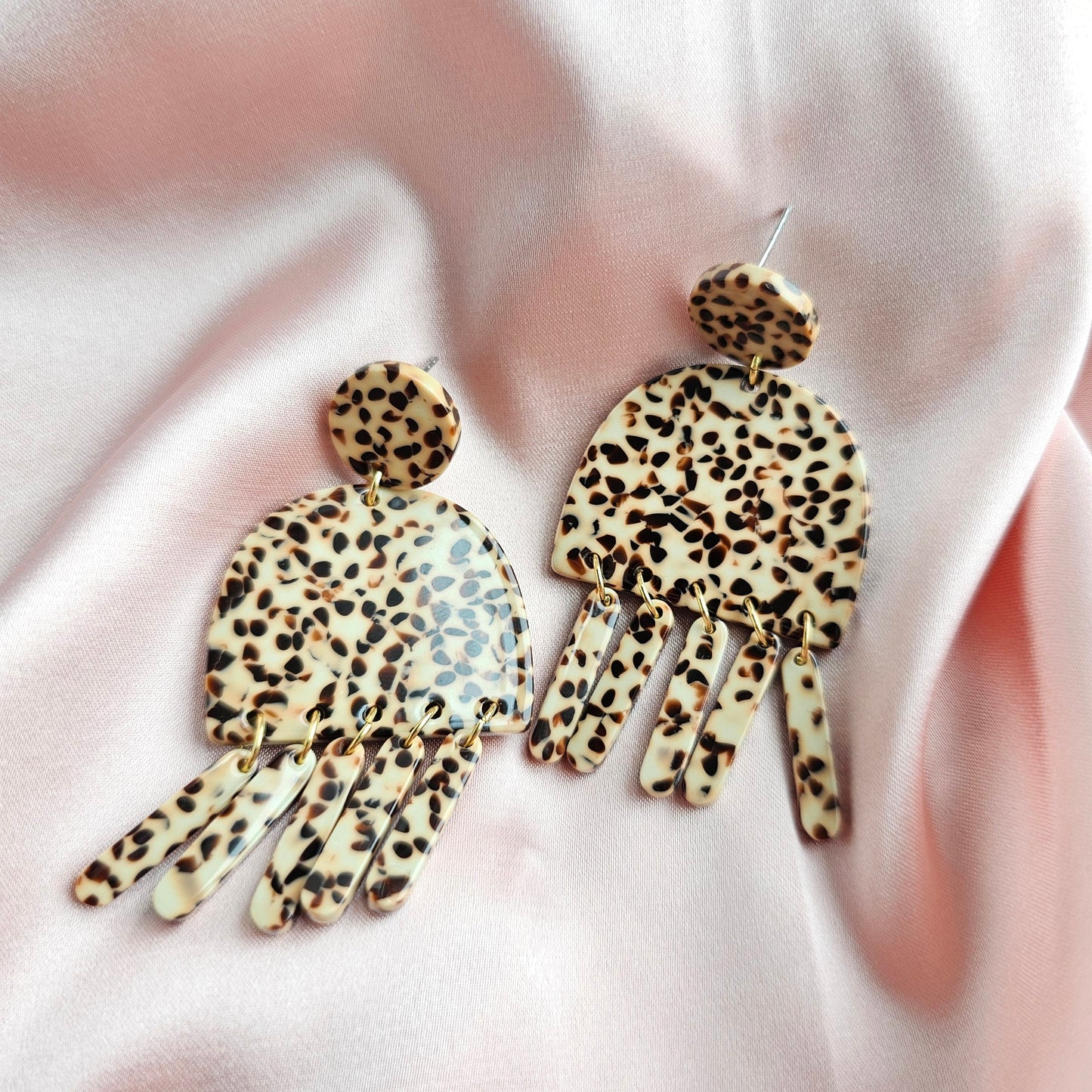 Willow Earrings - Brown Dot
