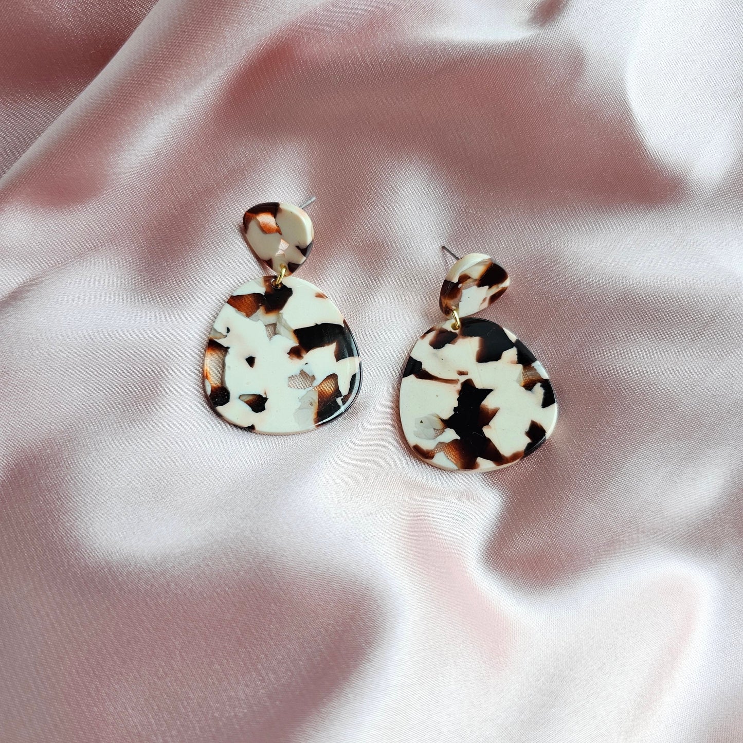 Penelope Earrings - Cowhide