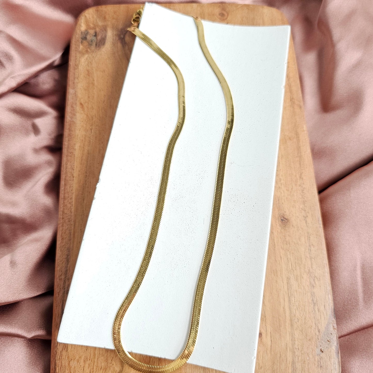 Luxe Gold Herringbone Chain - 20"