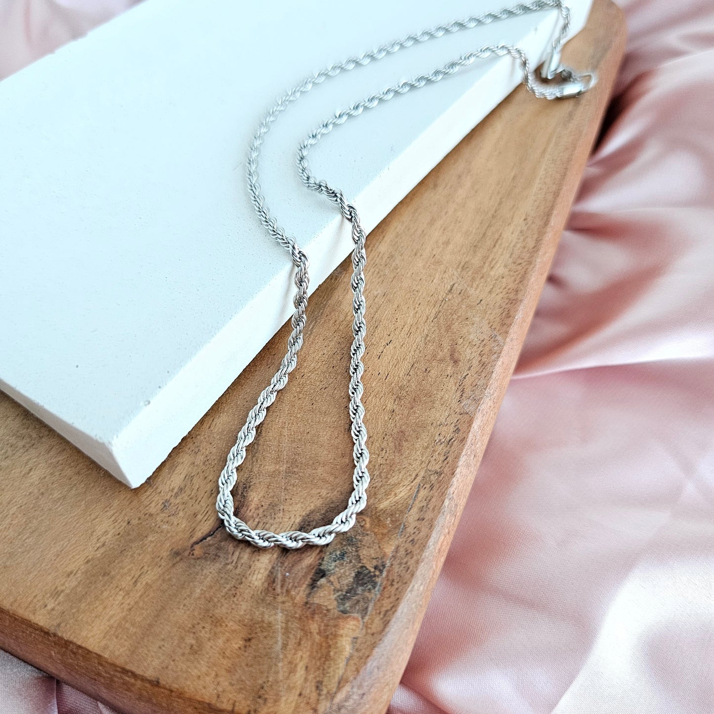 Luxe Silver Rope Chain - 18"