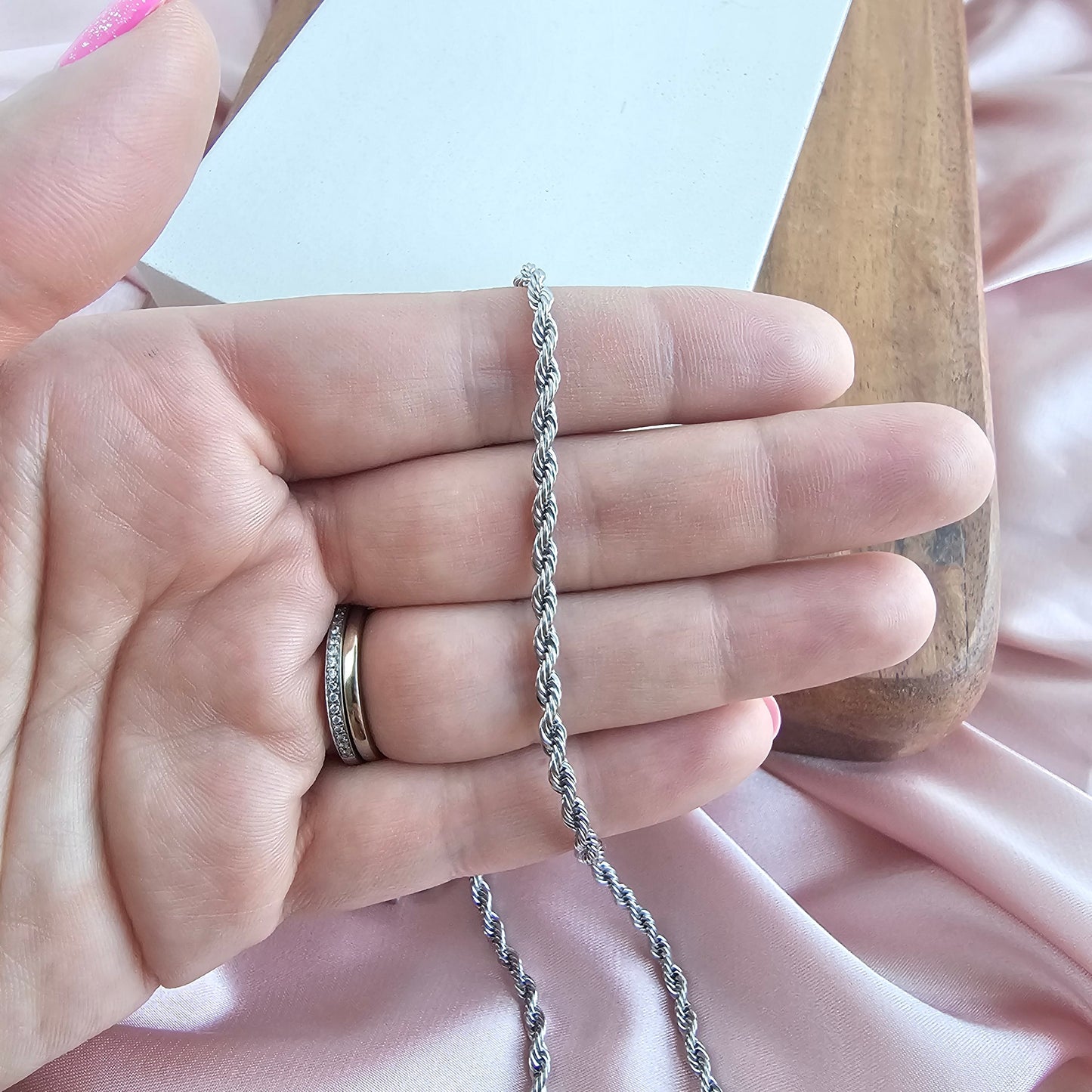 Luxe Silver Rope Chain - 18"