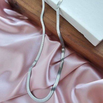 Luxe Silver Herringbone Chain - 20"