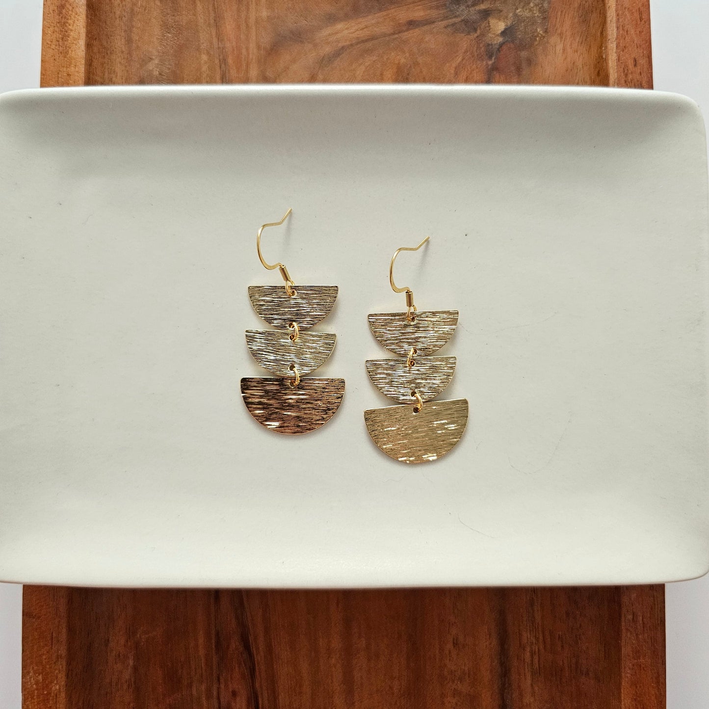 Kinsley Earrings - Gold