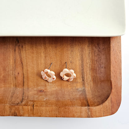 Flower Studs - Peach