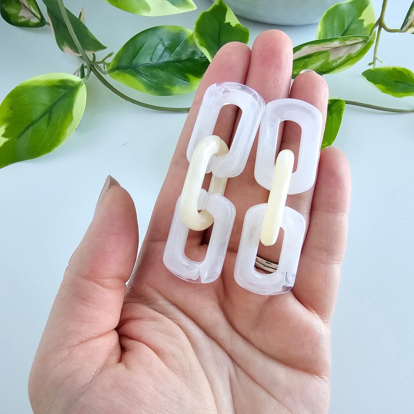 Tabitha Earrings - White & Beige