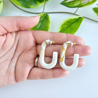 Joanna Hoops - Latte