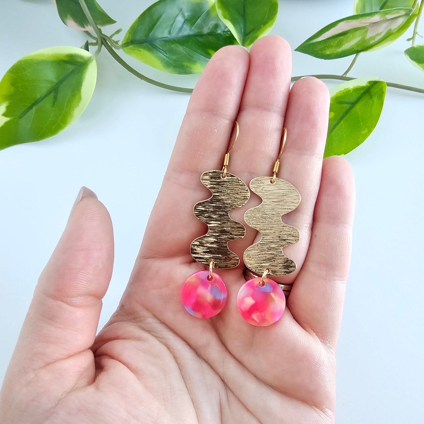 Hazel Earrings - Tropical Pink