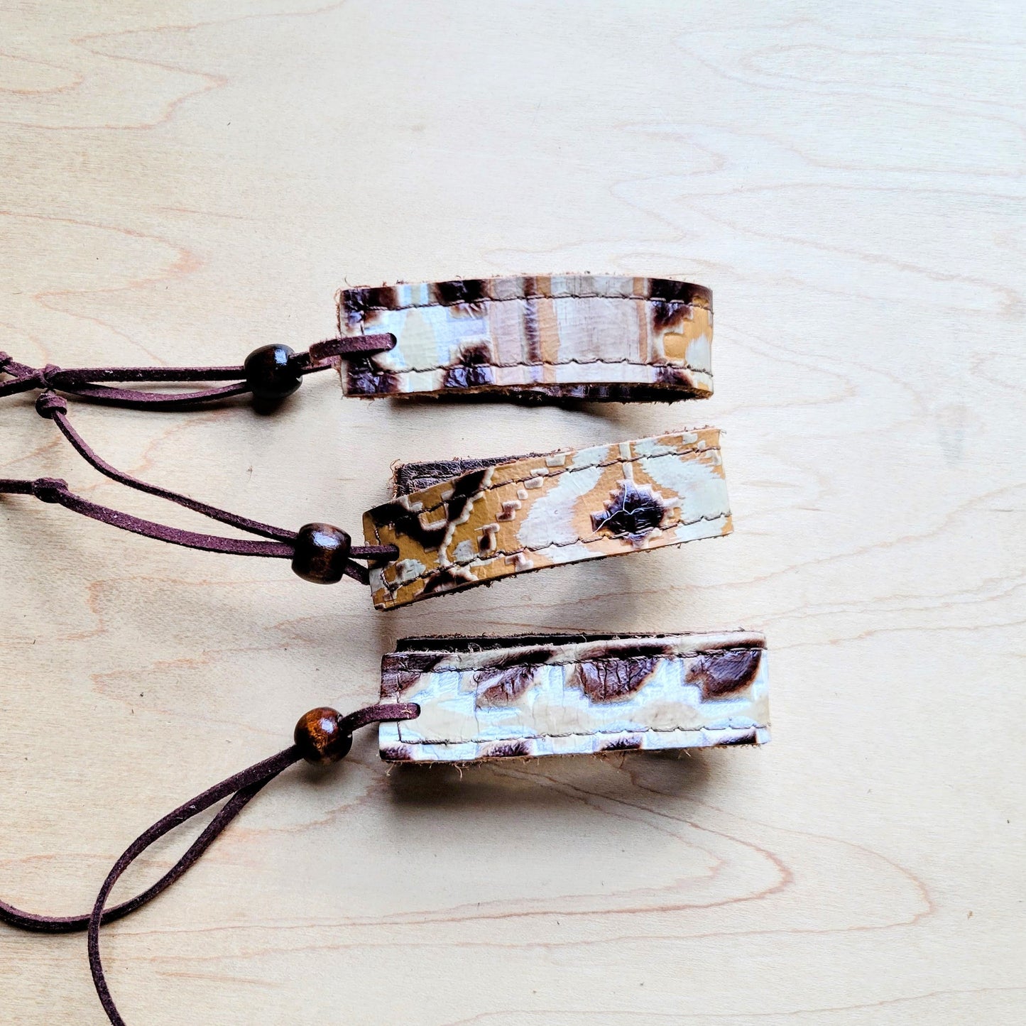 **Narrow Genuine Leather Cuff in Sienna Navajo 004aa