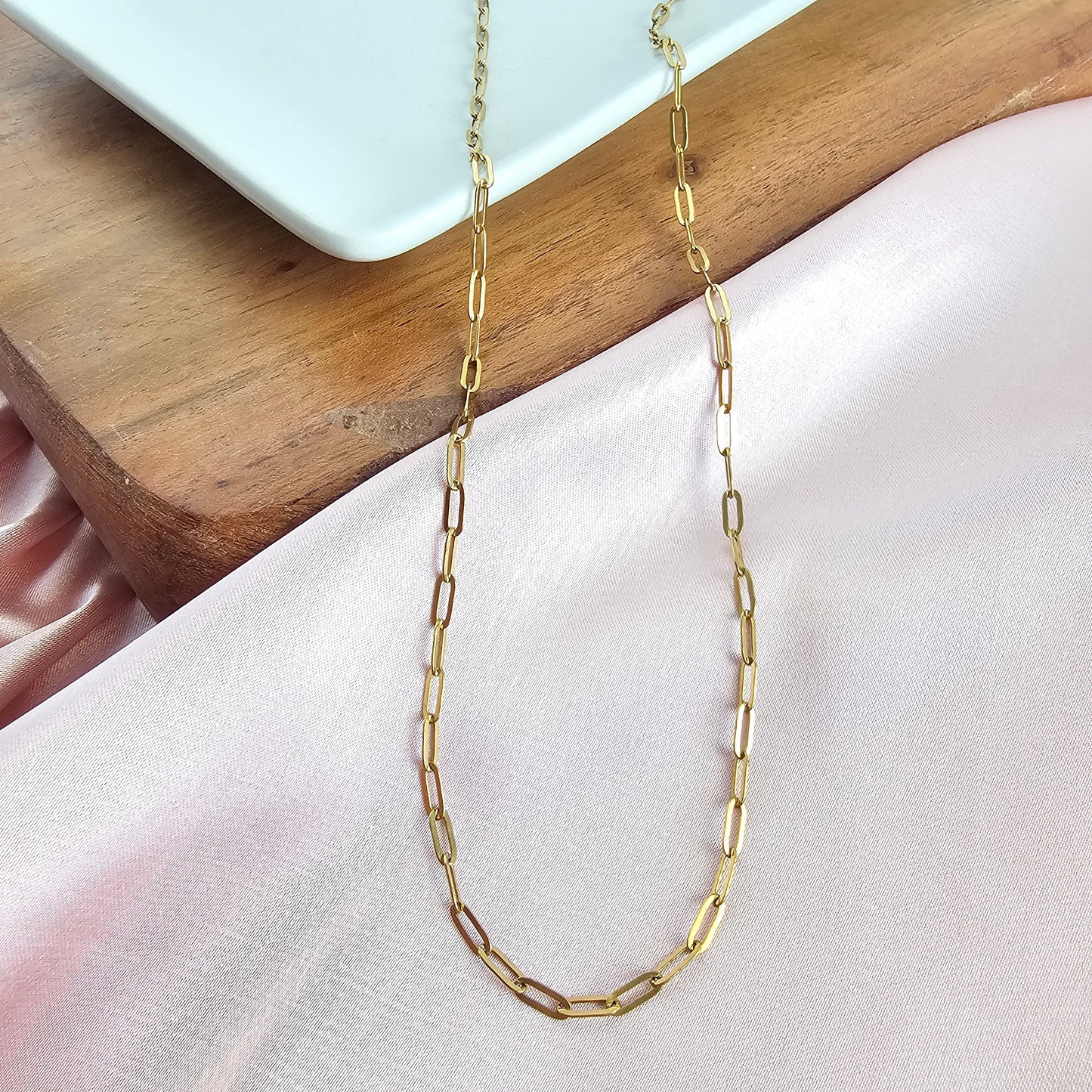 Luxe Gold Delicate Paper Clip Chain - 18"