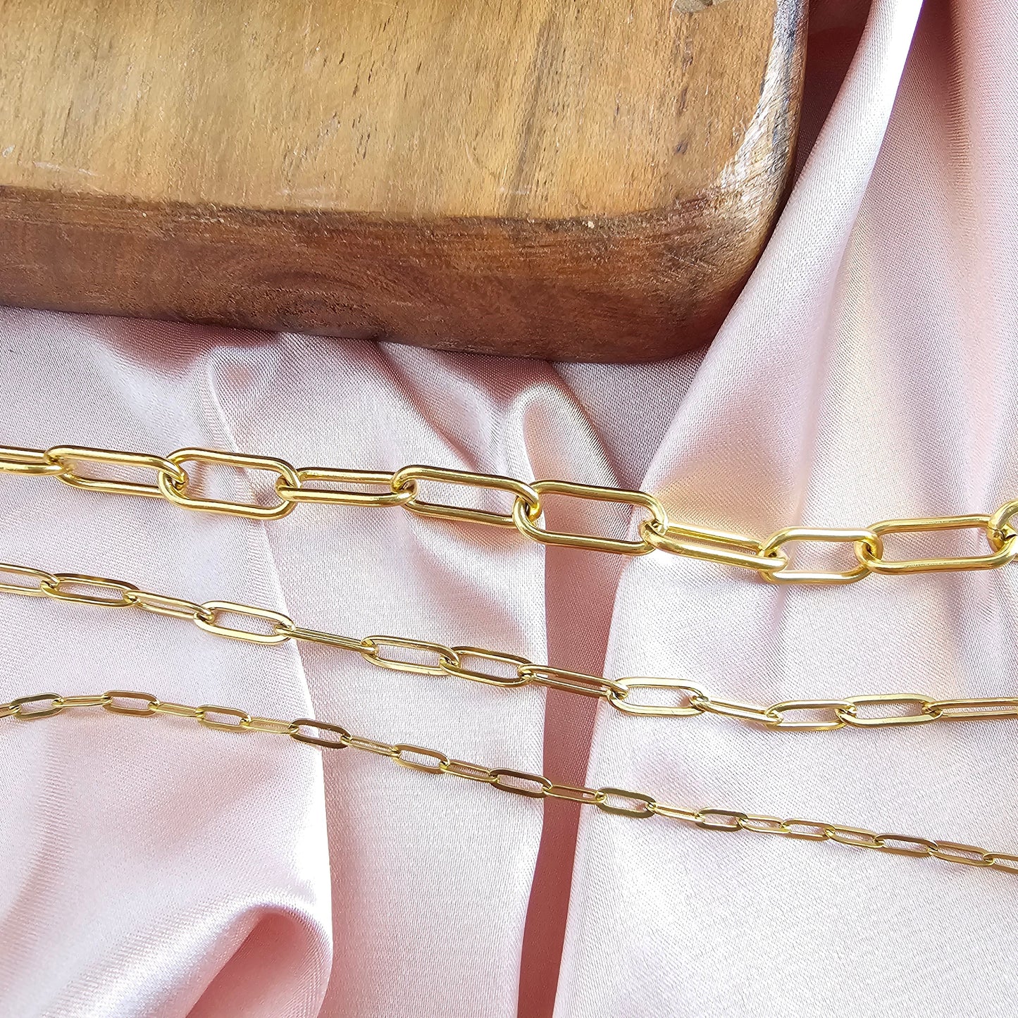 Luxe Gold Delicate Paper Clip Chain - 18"