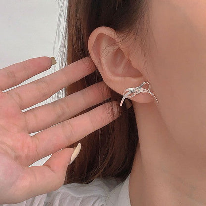 Bow earrings