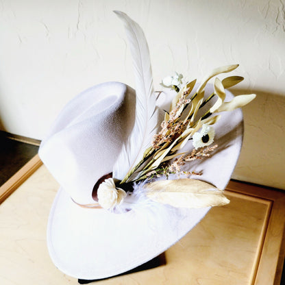 Boho Western Wedding Floral & Feather Bridsmaid Hat in Bone 984r