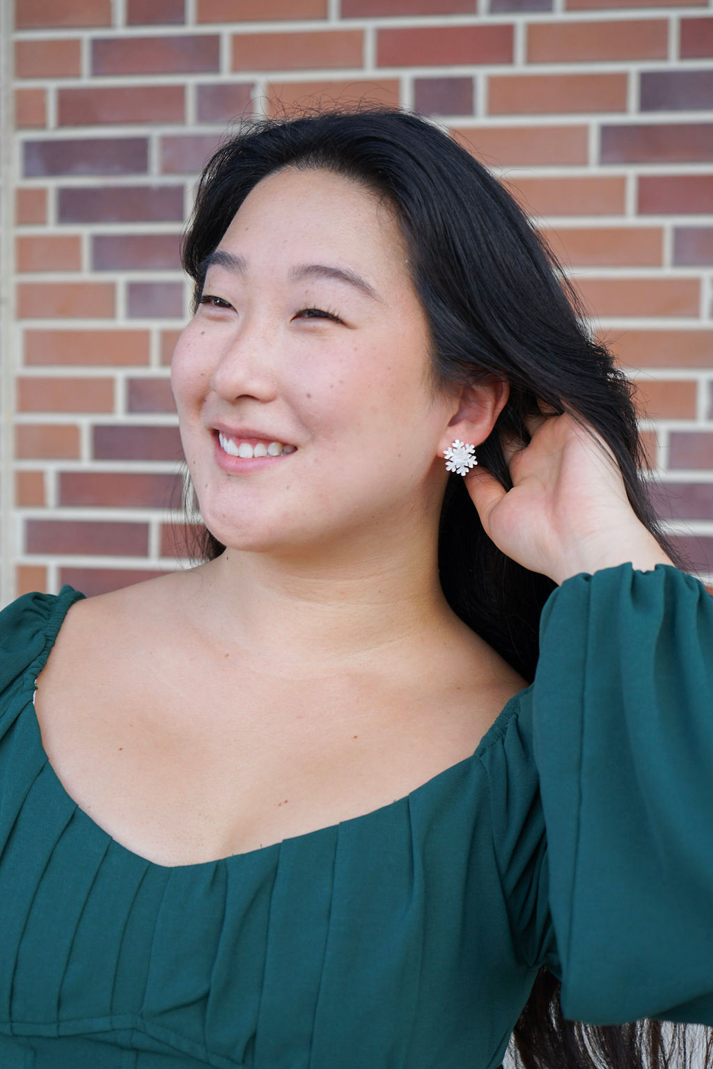 Snowflake Studs - White Shimmer