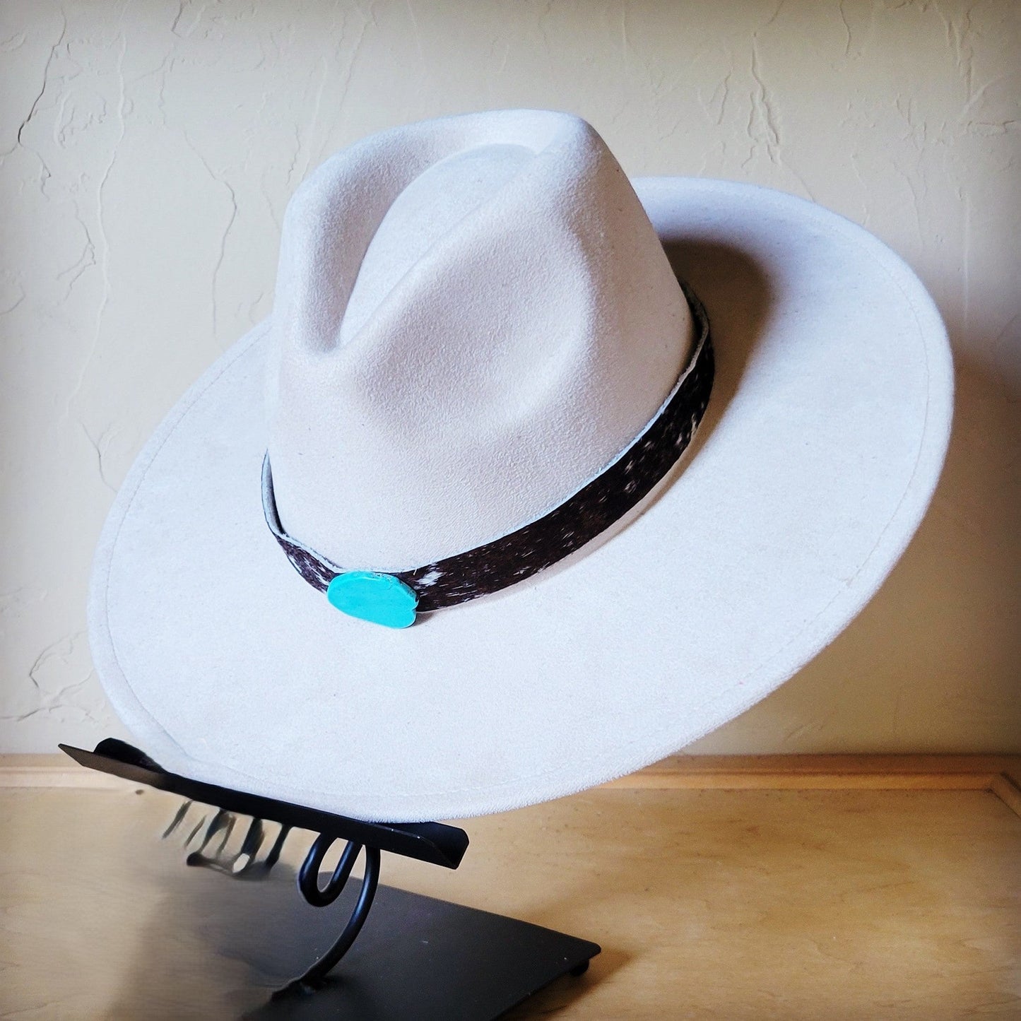 Spotted Hide w/ Turquoise Slab Leather Band + Choice of Boho Hat 985u