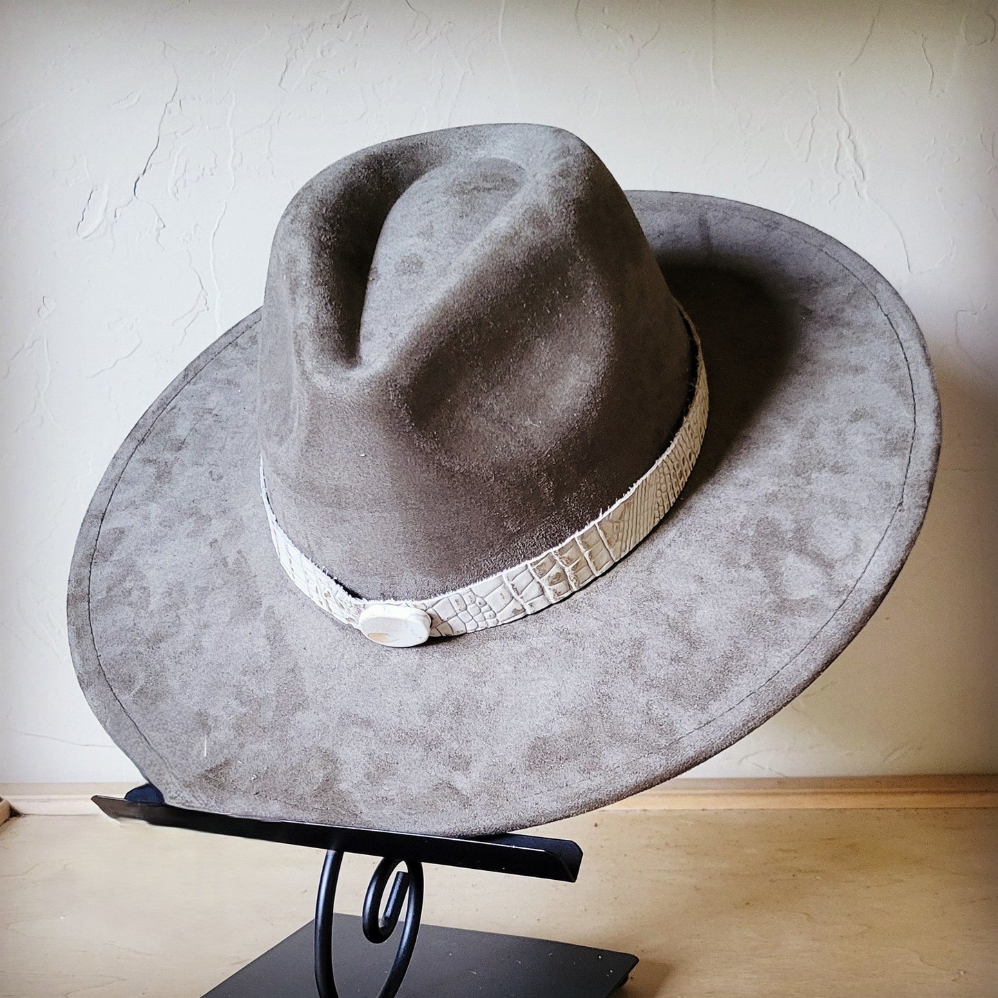 Gold Gator Turquoise Slab Leather Band w/ Choice of Boho Hat 985m