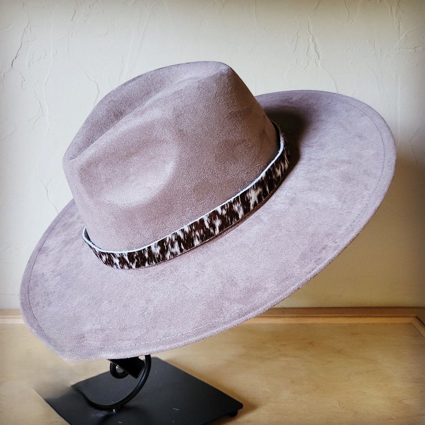 Spotted Hide Western Leather Band w/ Choice of Boho Hat 985k