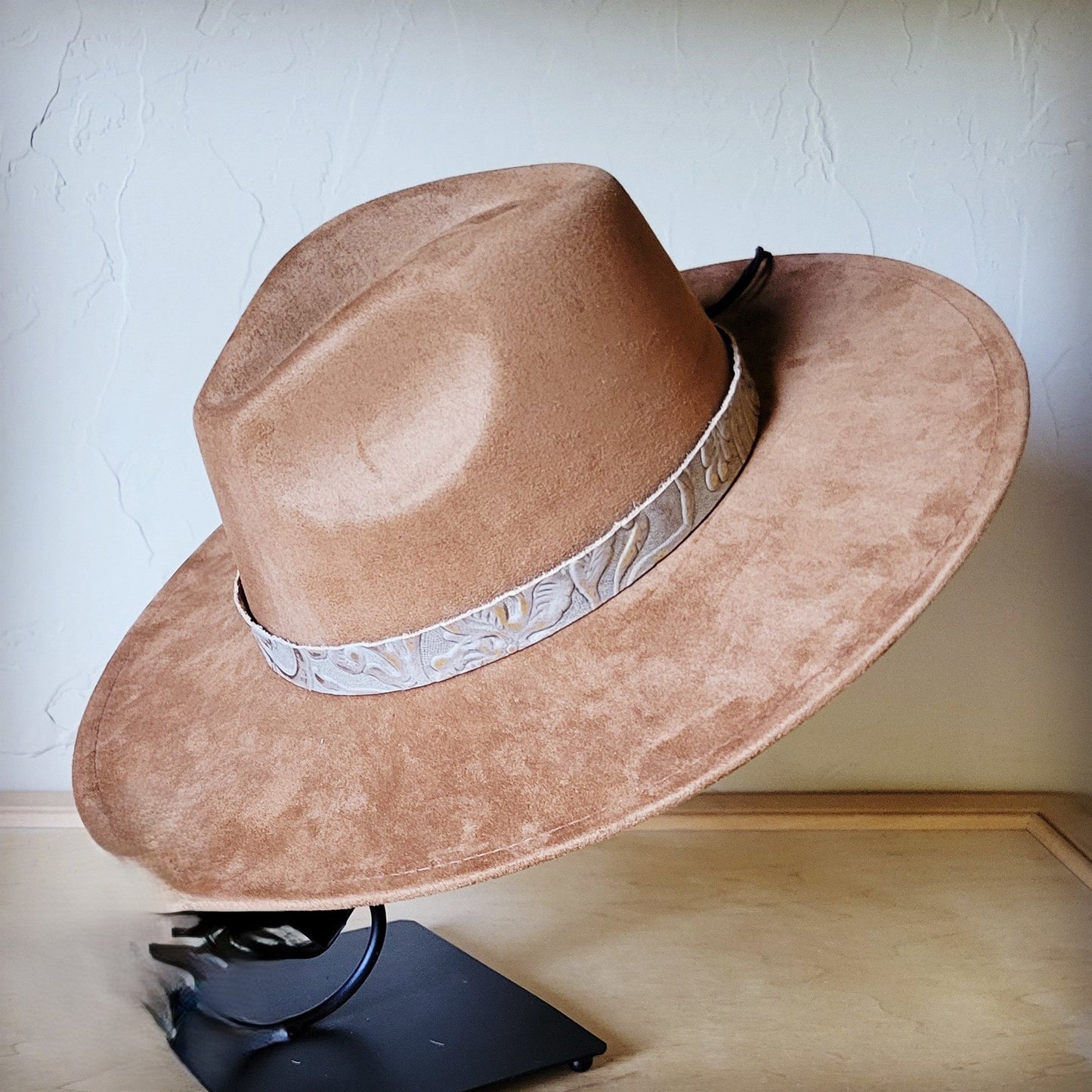 Gilded Cowboy Western Leather Band w/ Choice of Boho Hat 985b