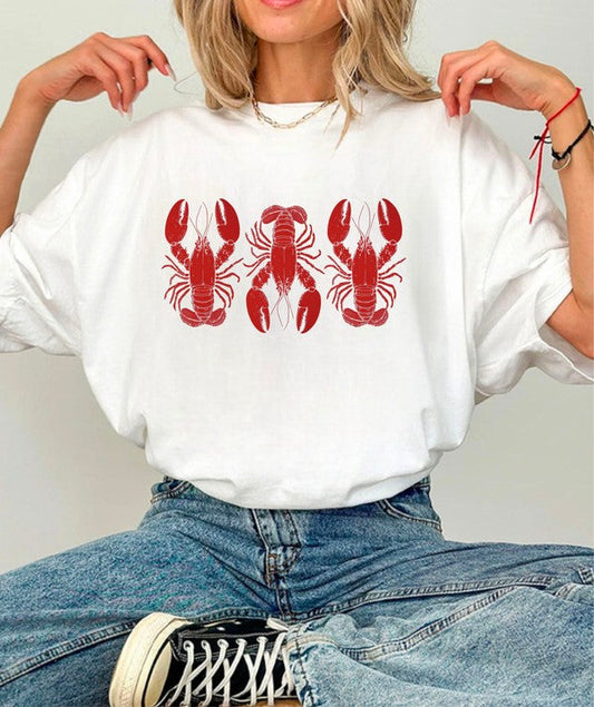 3 Red Lobsters Graphic Top Tee