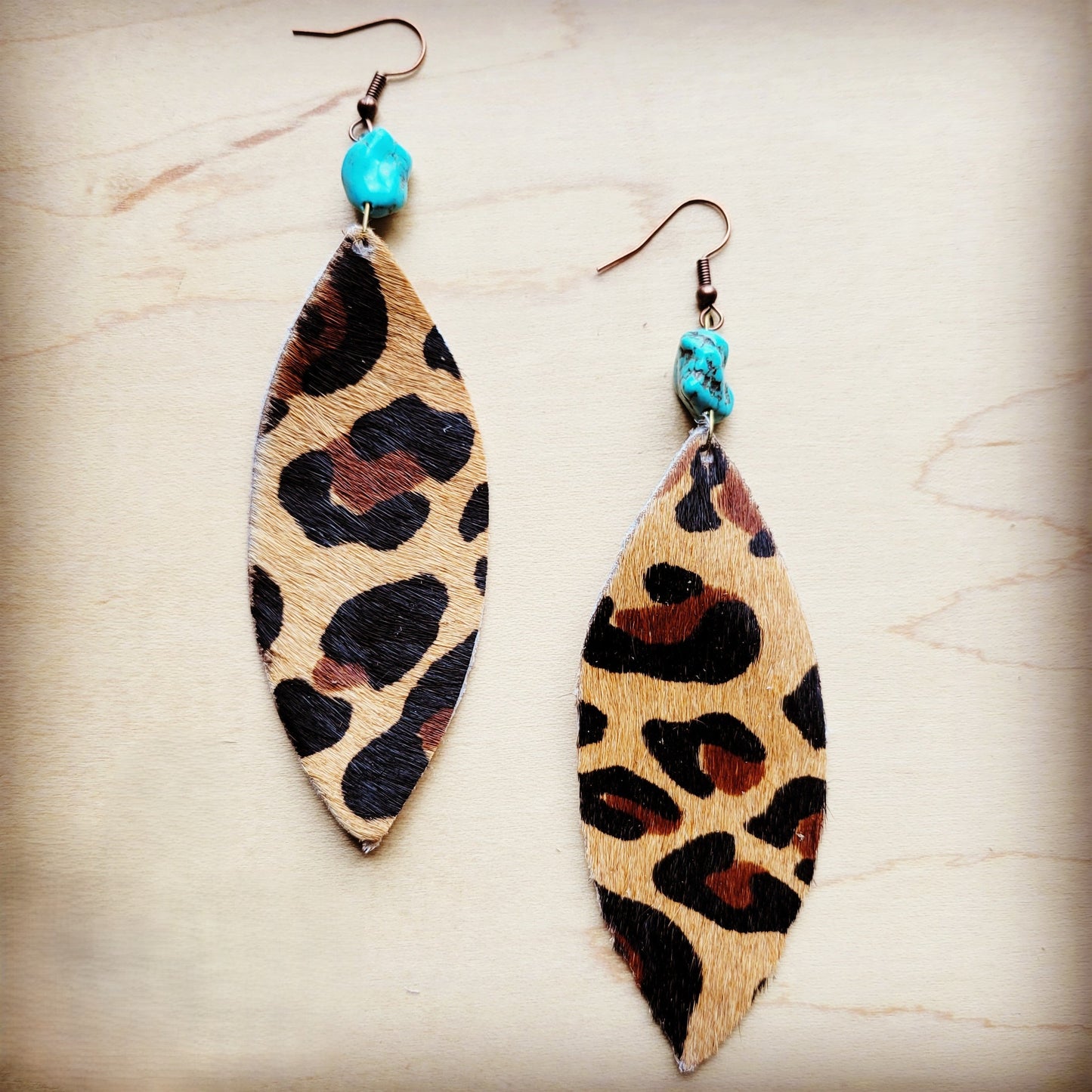 **Leather narrow Oval Earrings in Leopard w/ Turquoise Accent 206u