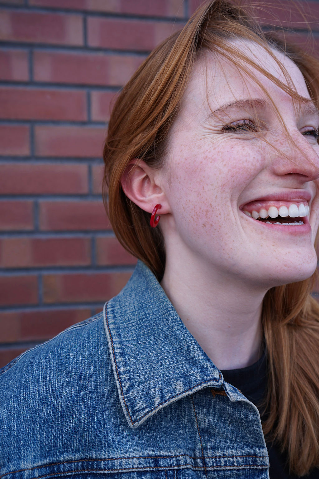 Micro Cam Mini Hoops - Scarlet