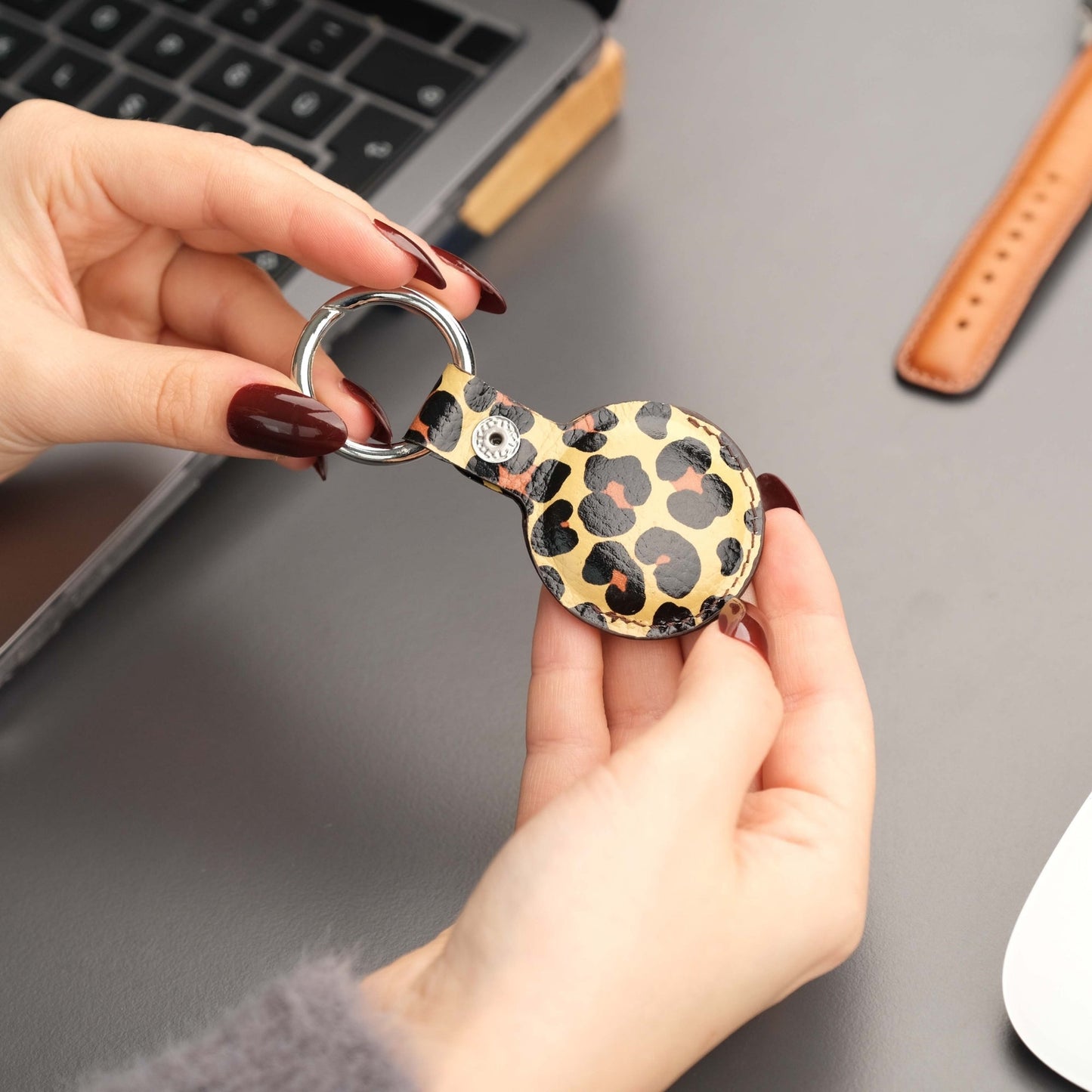 Saratoga Leather AirTag Holder