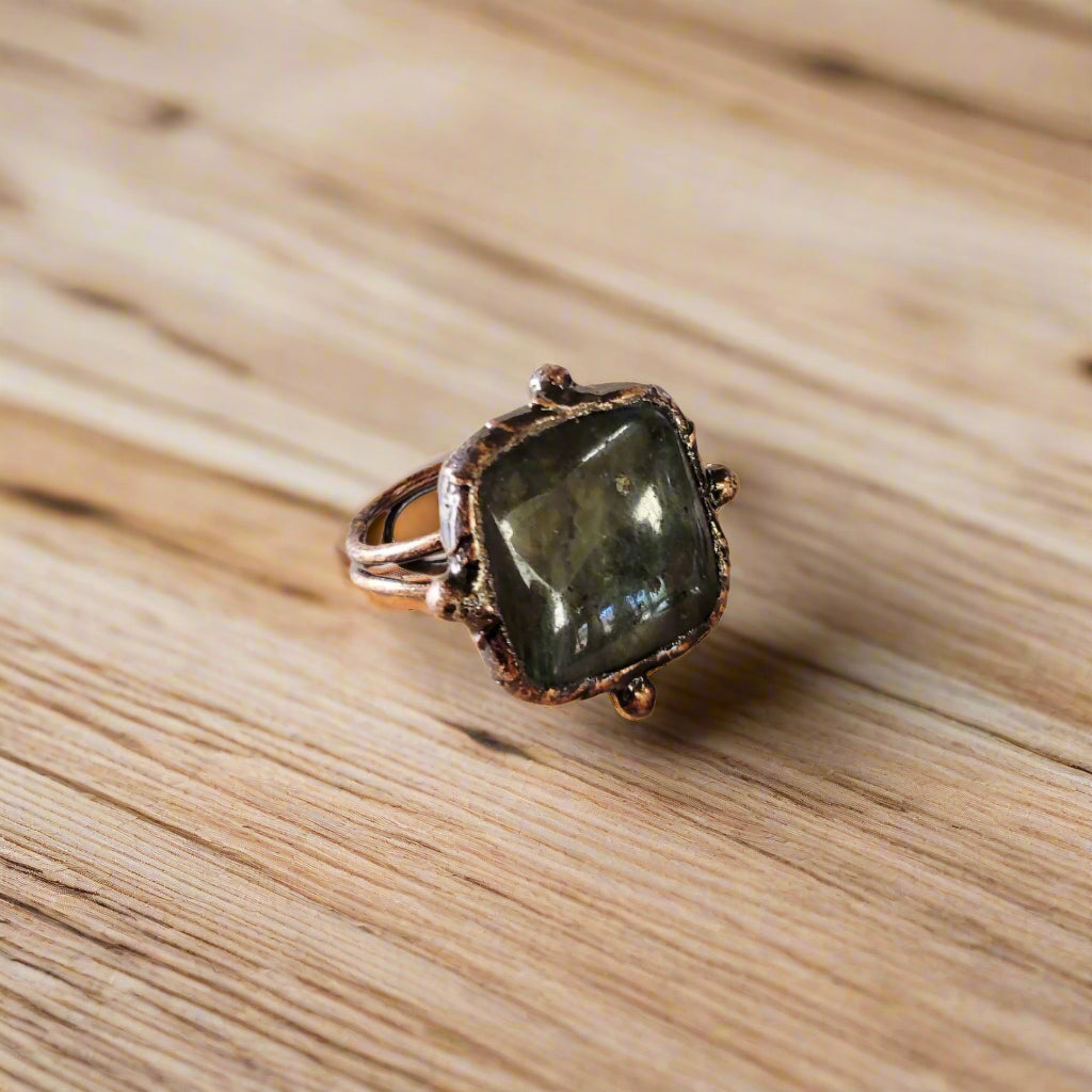 Genuine Labradorite Ring Square Antique Copper 012xa