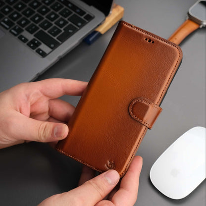 Casper Leather iPhone 14 Plus Wallet Case | MagSafe