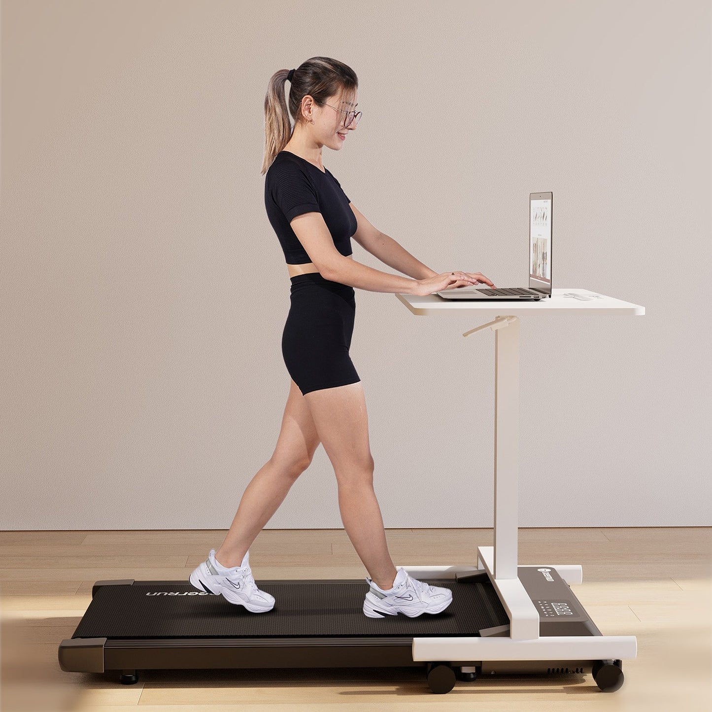 DeerRun Q1 Urban Mini Under-Desk Treadmill with Remote Control