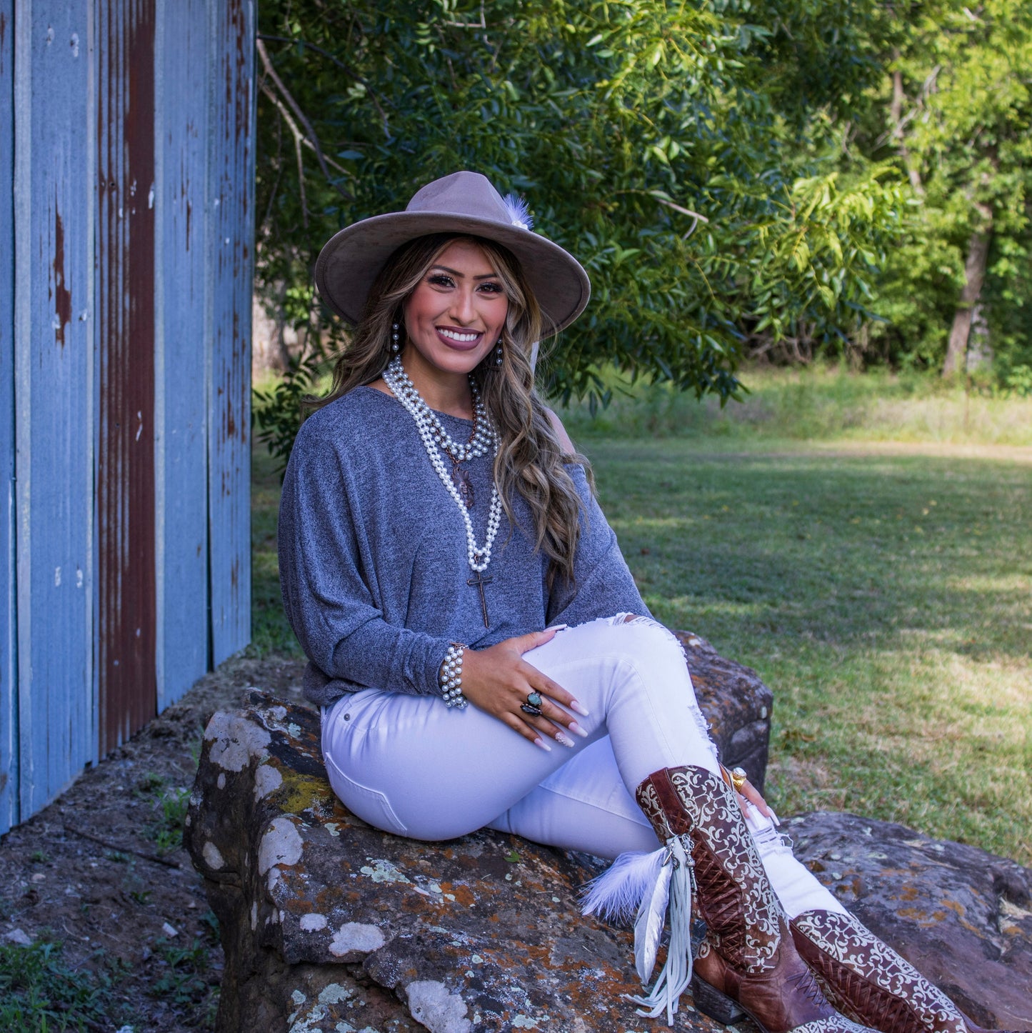 Pearl and Copper Beaded Collar Necklace w/ Indian Pendant 260q
