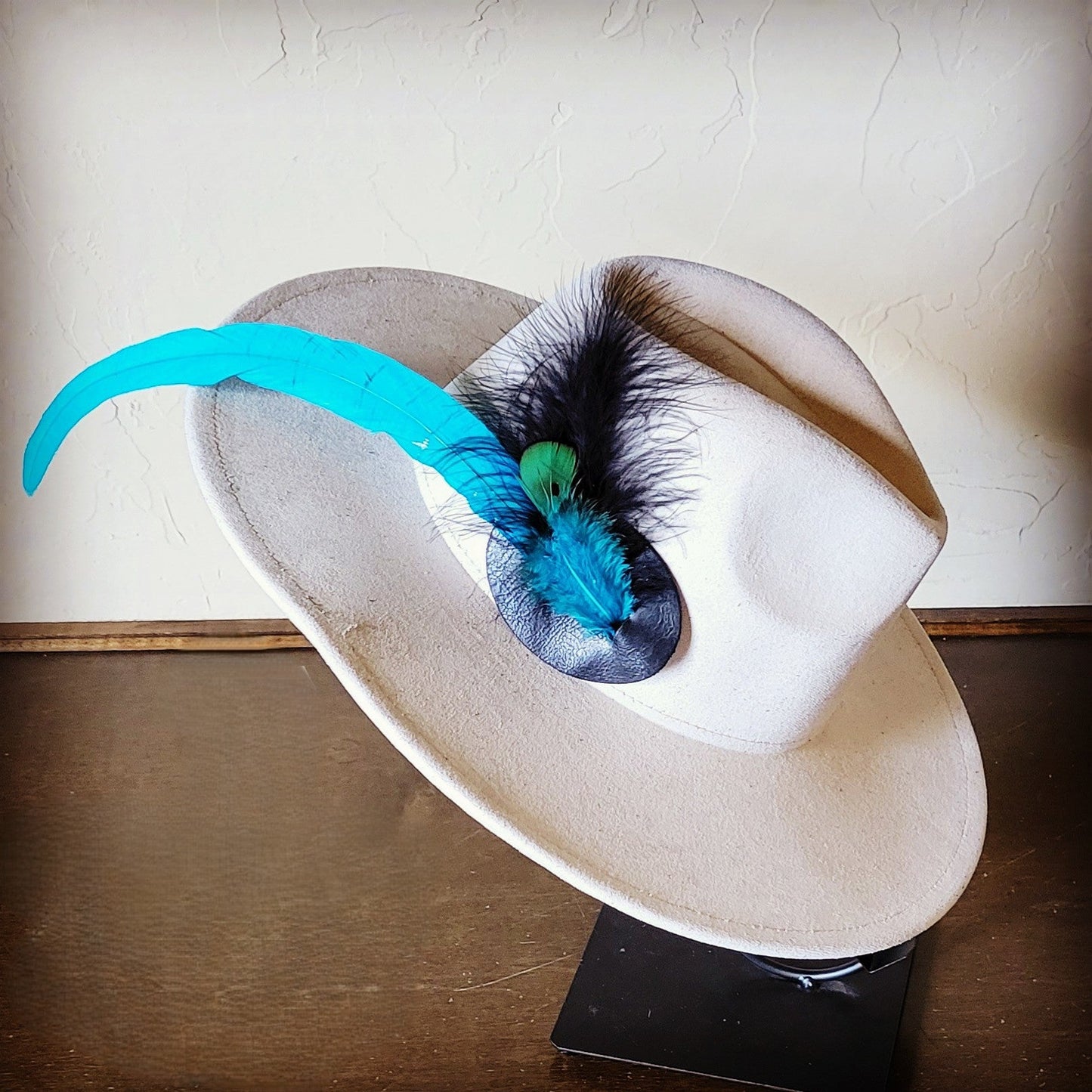 Boho Western Hat w/ Feather Tie Hat Band-Bone 982m