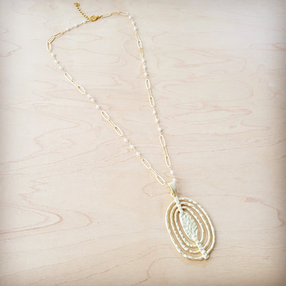**Matte Gold Multi-Oval Pendant on Pearl and Gold Chain Necklace 261u