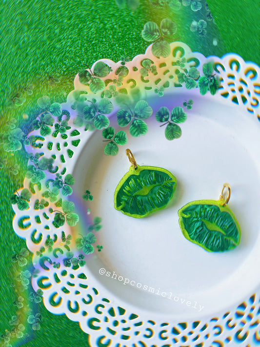 Kiss Me! St. Patricks Day Earrings