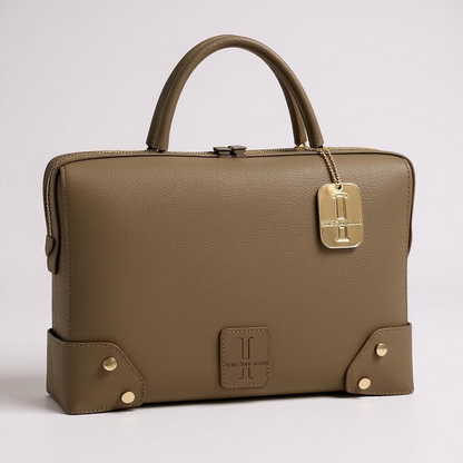 THE GRANDMERE TRUNK BAG