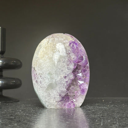 Amethyst Cave, Crystal Quartz Geode Stone, Natural Specimen Egg-Shaped