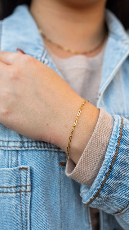 Luxe Gold Delicate Paper Clip Bracelet