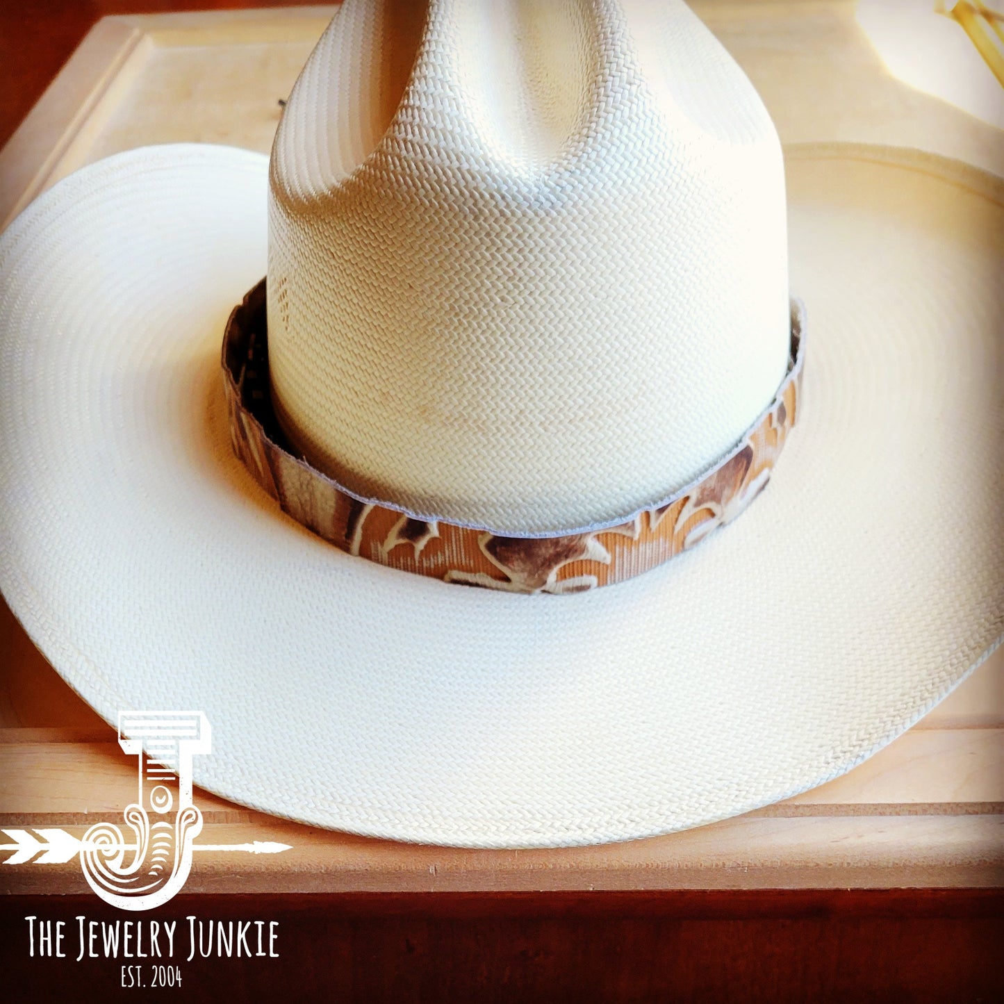 **Sienna Laredo Embossed Leather Hat Band Only 950g