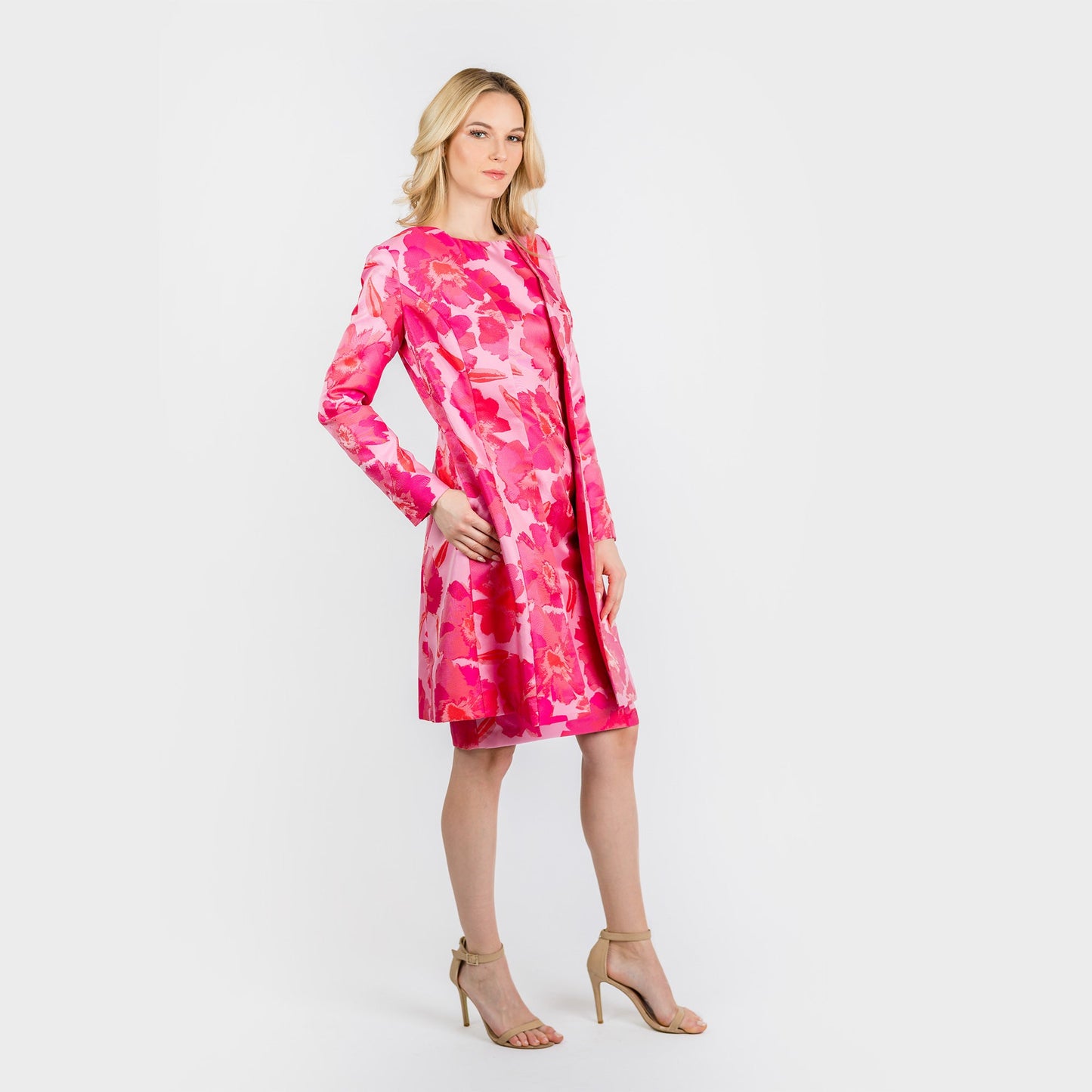 The Scalloped Edge Topper Classic