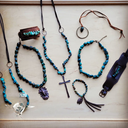 Natural Turquoise Collar Necklace w/ Indian Head Pendant 259n