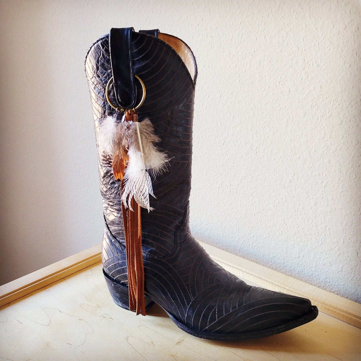 Boho Western Boot Bling Charm with Leather Fringe Cognac 500e