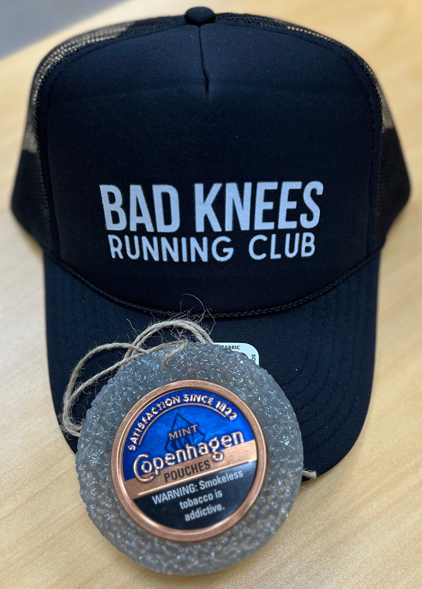 Bad knees running club hat