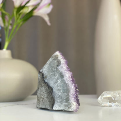 Lavender Amethyst geode with Agate formations